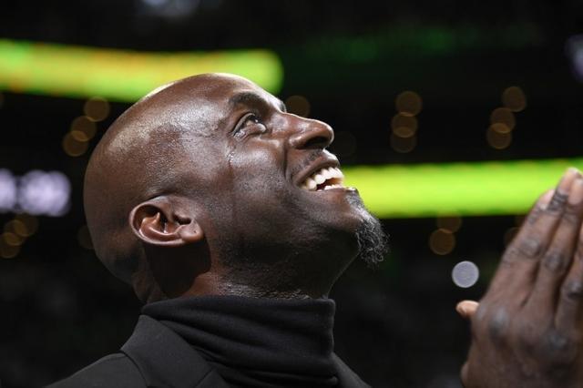 加内特生涯, 人拿到生涯