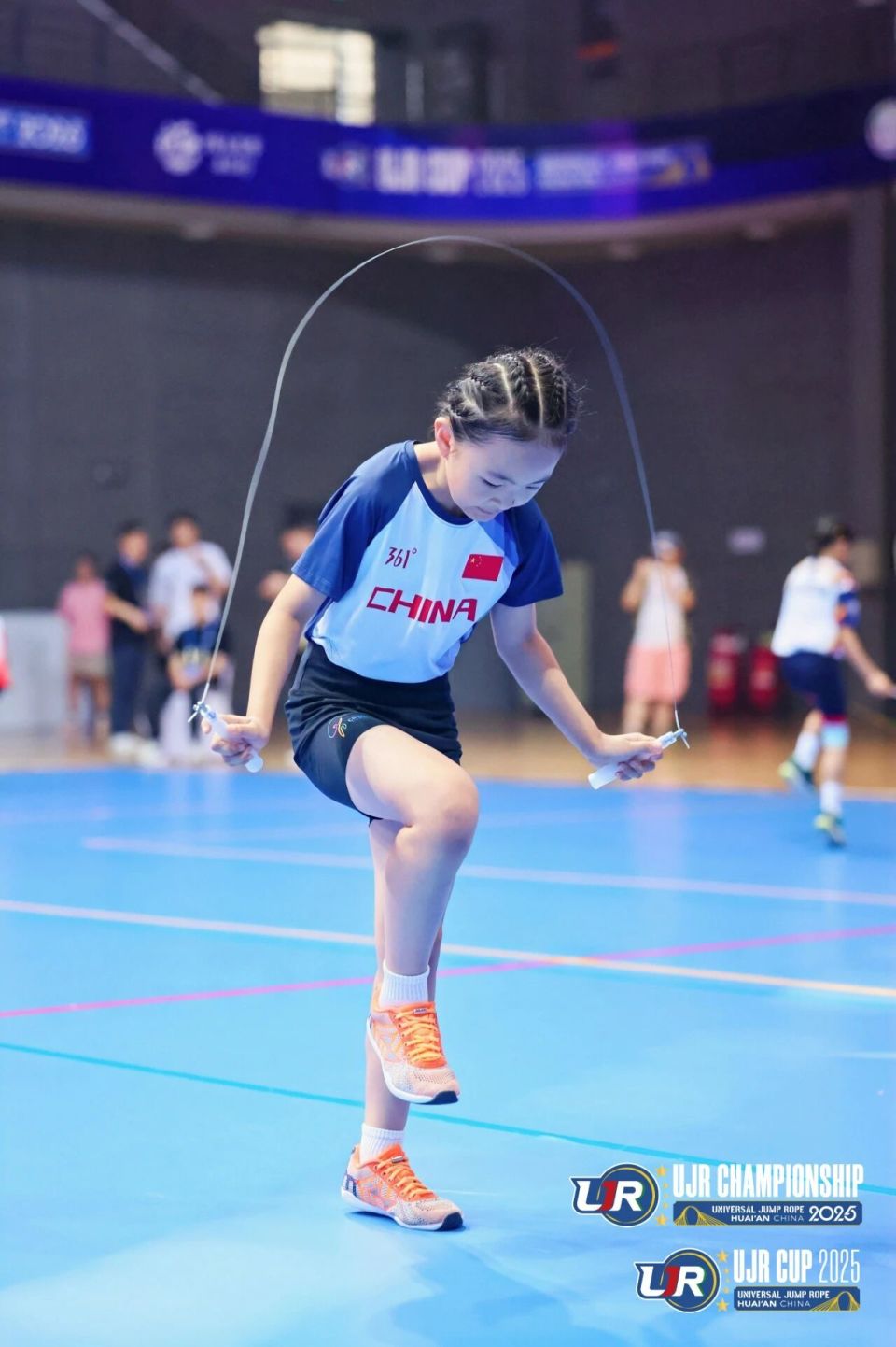 国家, 真的非常紧, 像自行车刹 国家, 真的非常紧, 像自行车刹