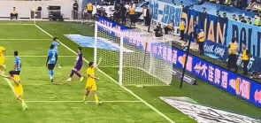 年初恶意肘 年初恶意肘