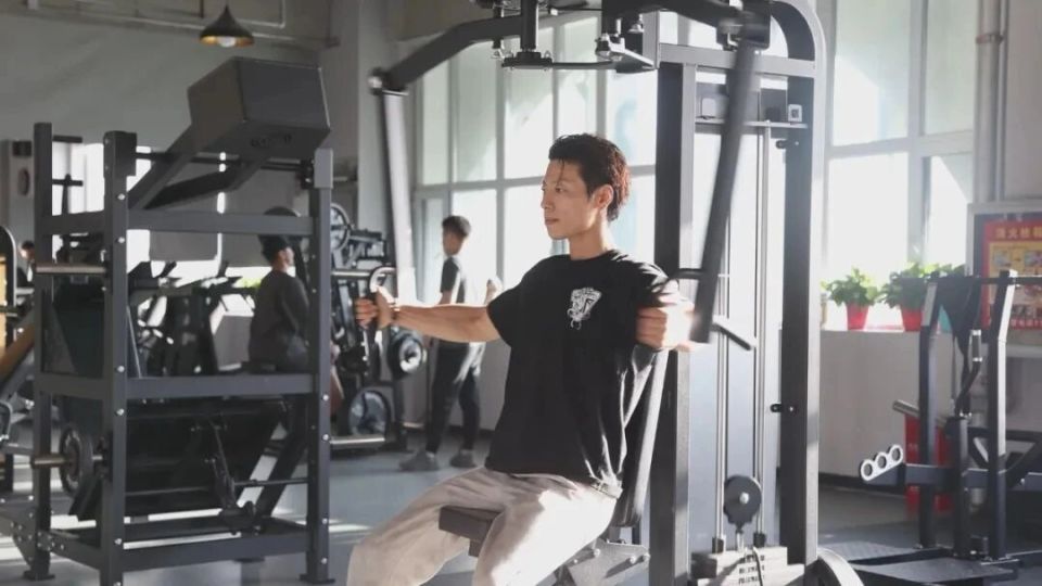 提升学员足, 轻人提供系 提升学员足, 轻人提供系